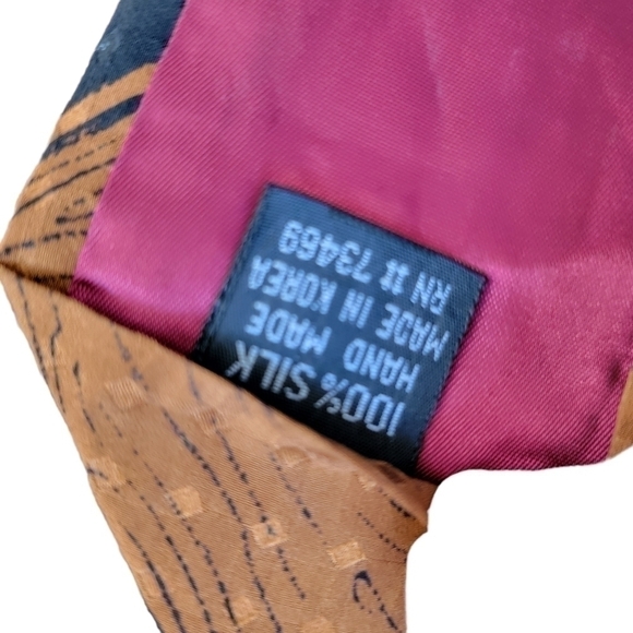 DISNEY Vintage Mickey 3D Clock hand - Father Time Silk Tie - Picture 7 of 11